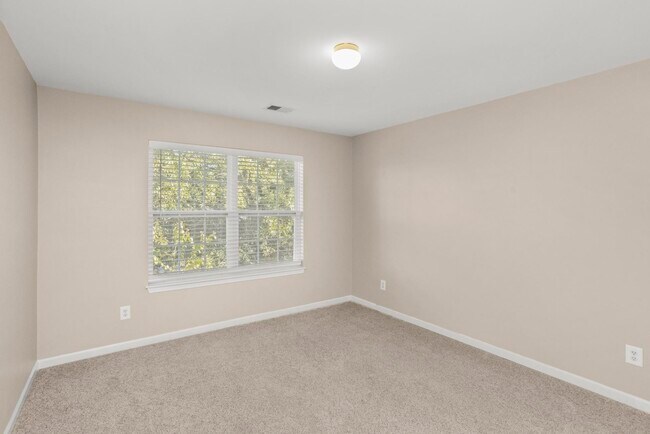 Building Photo - 19 Fawn Creek Pass