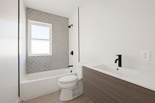 Building Photo - 849 Cummins Hwy