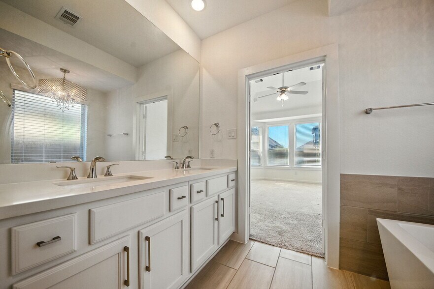 Building Photo - 13101 Cobalt Cove Ct