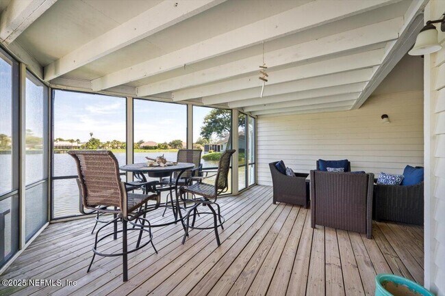 Building Photo - 10 Little Bay Harbor Dr