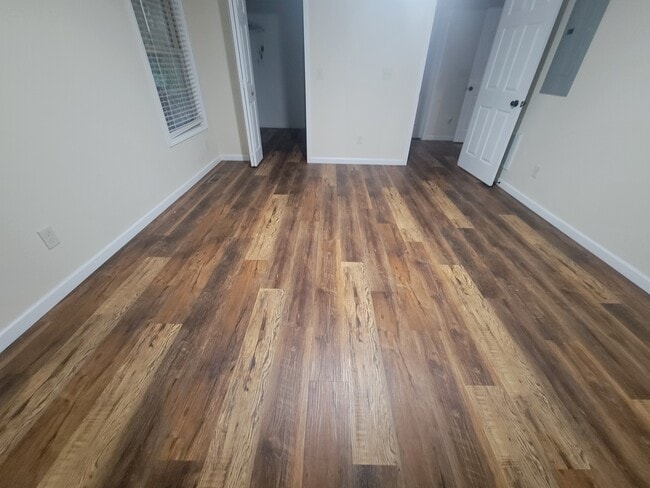 Building Photo - 1443 Moody Farm Rd