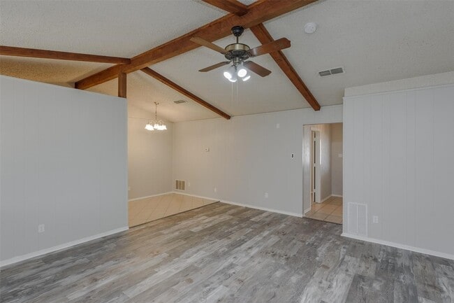 Building Photo - 3609 Cooper Branch E