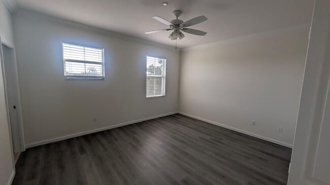 Building Photo - 4153 Cascada Cir