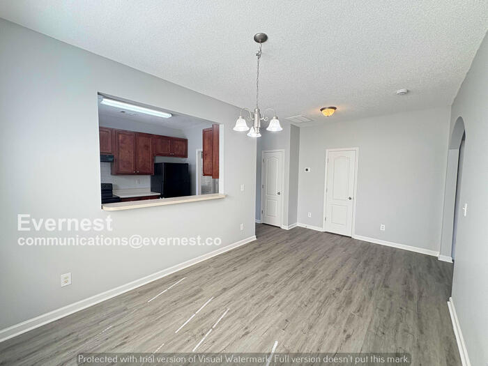 Building Photo - 8651 Thomas Ln