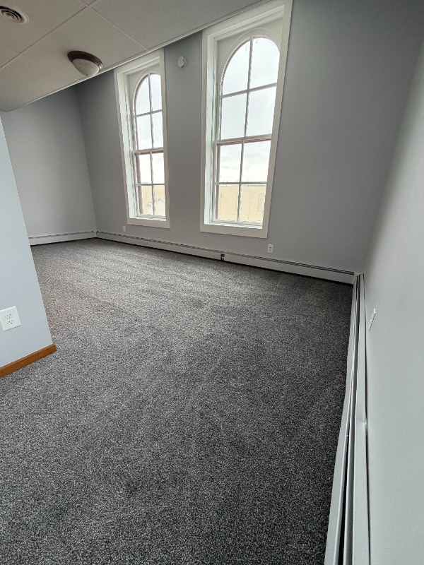 Building Photo - 205 Plum St