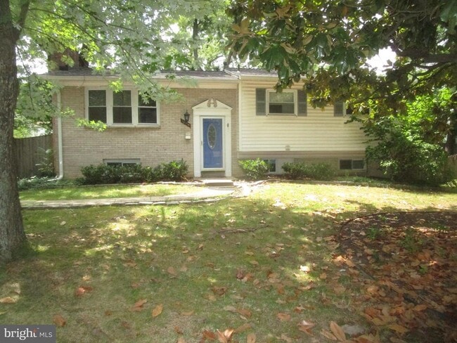 Building Photo - 10318 Aster Ln