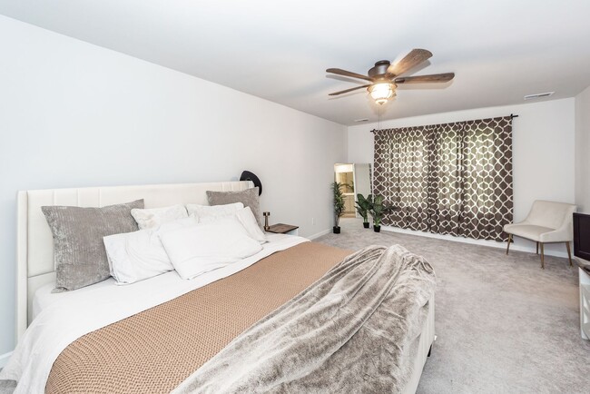 Building Photo - 3 Bedroom 2.5 Bath Single Family Home in W...