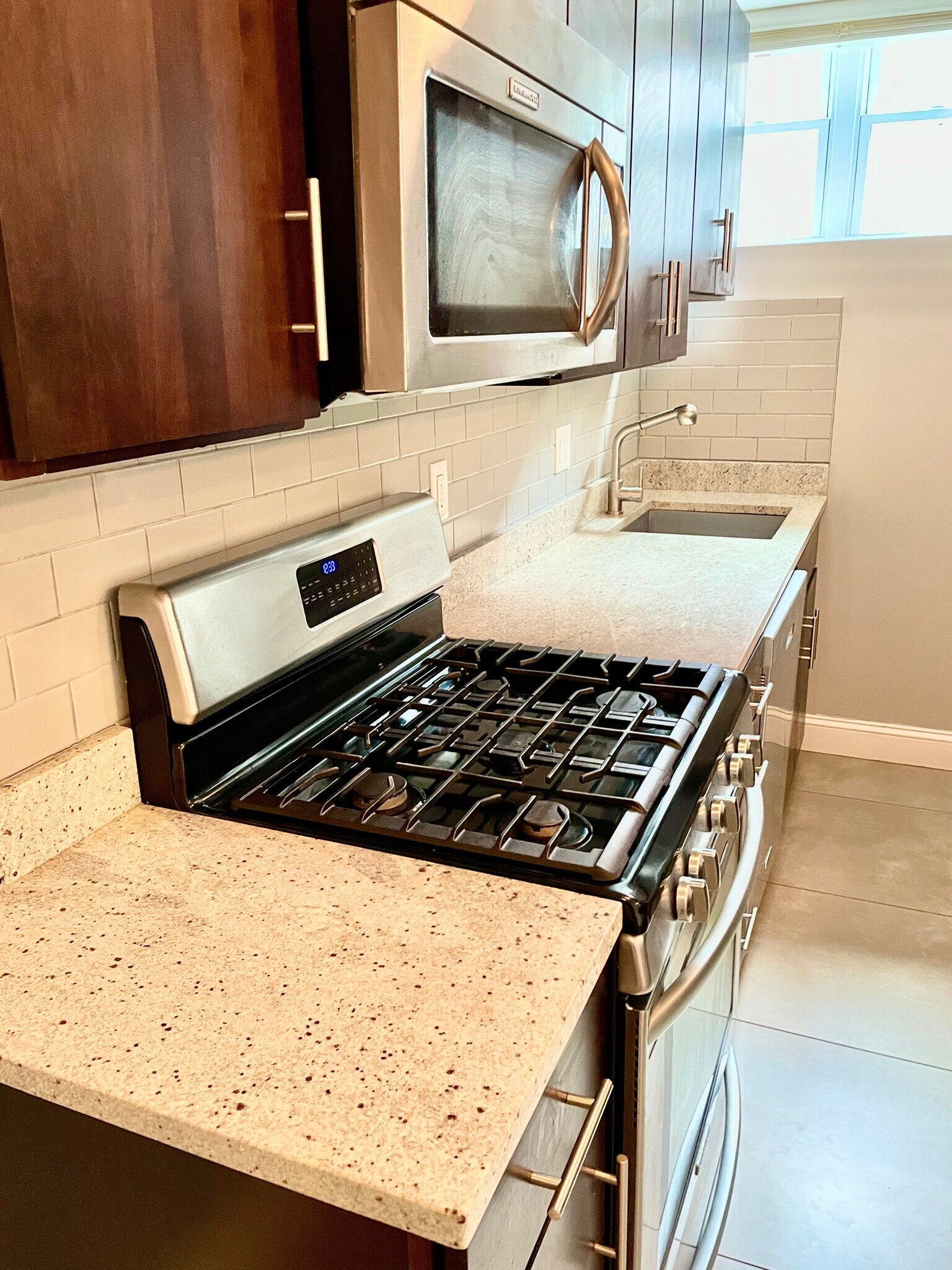 Stainless steel appliances and gas stovetop - 2339 40th Pl NW