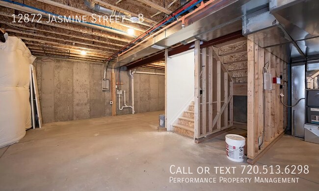 Building Photo - 12872 Jasmine St
