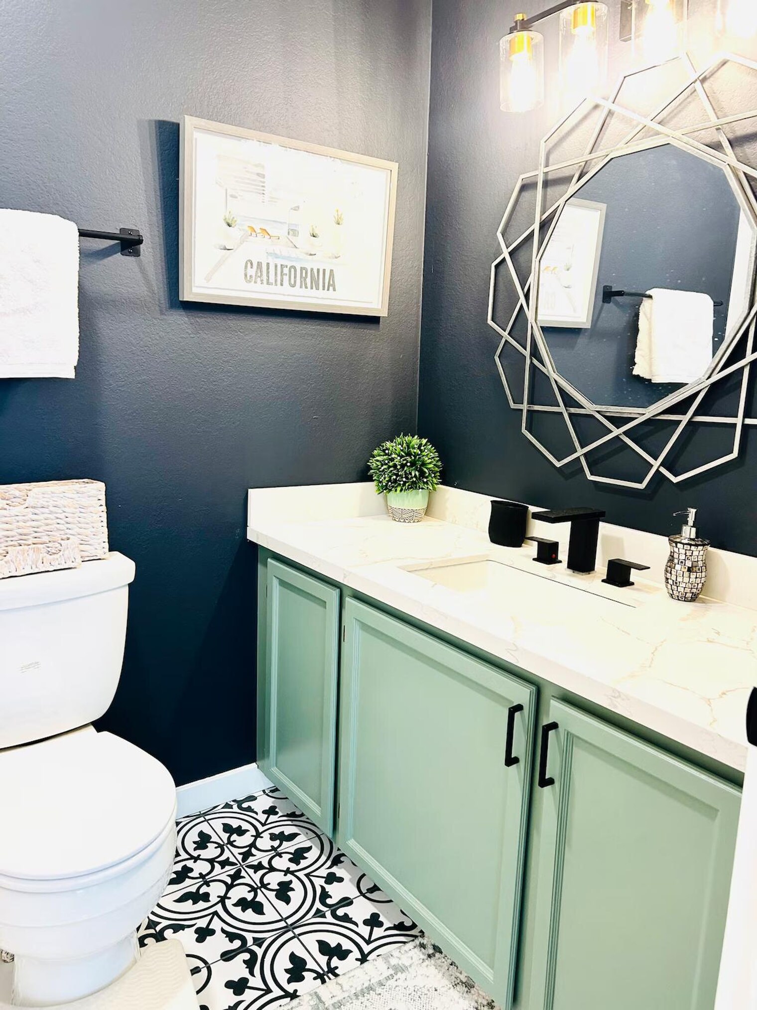 Building Photo - 2500 Kirkwood Dr