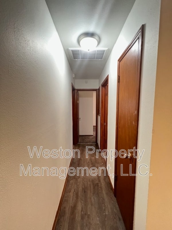 Building Photo - 1636 N Ann Arbor Ave