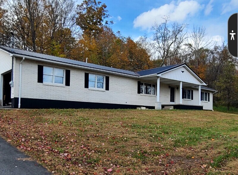 Primary Photo - 1105 Lake Ariel Hwy
