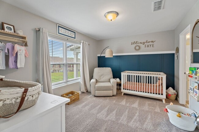 Building Photo - Townhome For Lease