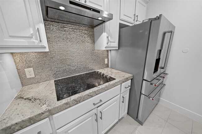 Building Photo - 13419 Preston Cliff Ct