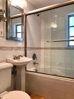 Building Photo - 7734 SW 55th Ave