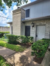 Building Photo - 7399 Regency Square Ct