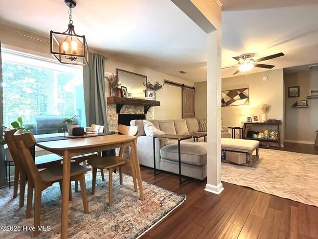 Building Photo - 375 Midland Rd