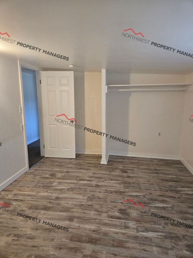 Building Photo - STATUS: *RENTED* |  R255E | $2850 ( FARM PROPERTY- LIVESTOCK WELCOME)