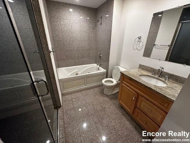 Building Photo - 254 Friend St