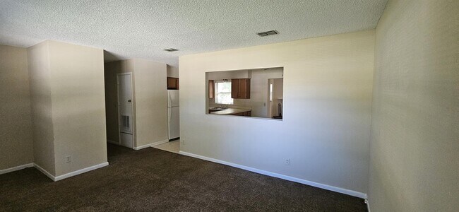 Building Photo - 5813 Rover Dr