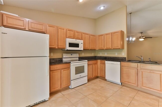 Building Photo - 53 Pine Haven Dr