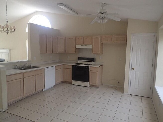 Building Photo - 12284 Amstater Cir