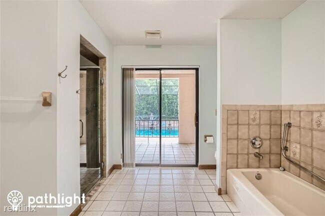 Building Photo - 3 br, 3 bath House - 6046 Patricia Place UNIT