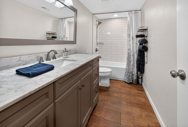 Building Photo - Stunning 4 bed + office, 4 bath rental home in Damascus!