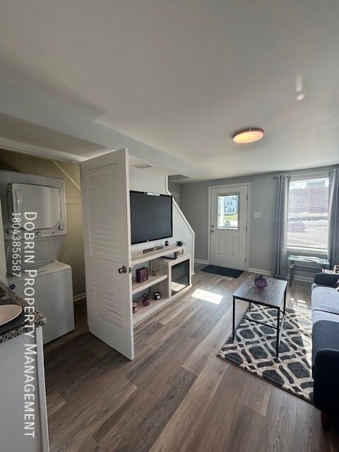 Building Photo - 1600 Fendall Ave