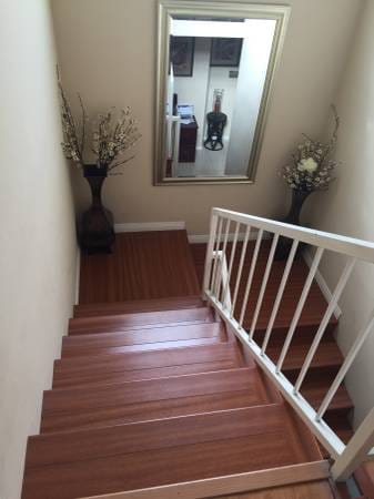 Building Photo - 261 Cottonwood Dr