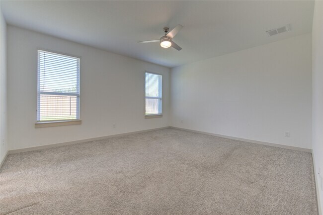 Building Photo - 3018 Schultz Manor Ln