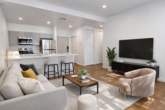 Building Photo - 1950 Fletcher St