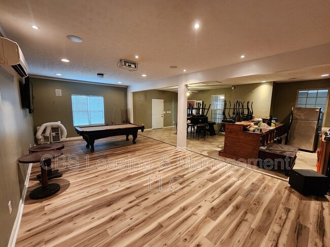 Building Photo - 25 Avery Dr