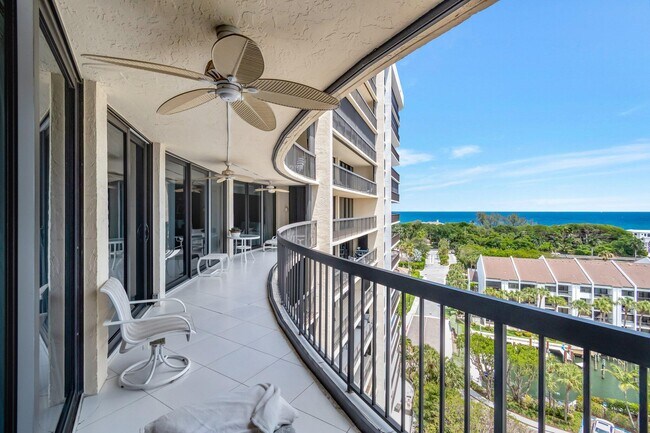 Building Photo - 4740 S Ocean Blvd
