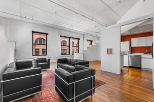 Building Photo - 96 South St