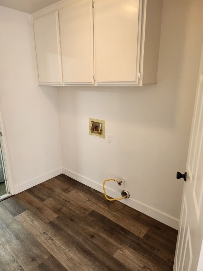 Building Photo - Newly Remodeled Home in Temecula on Huge L...