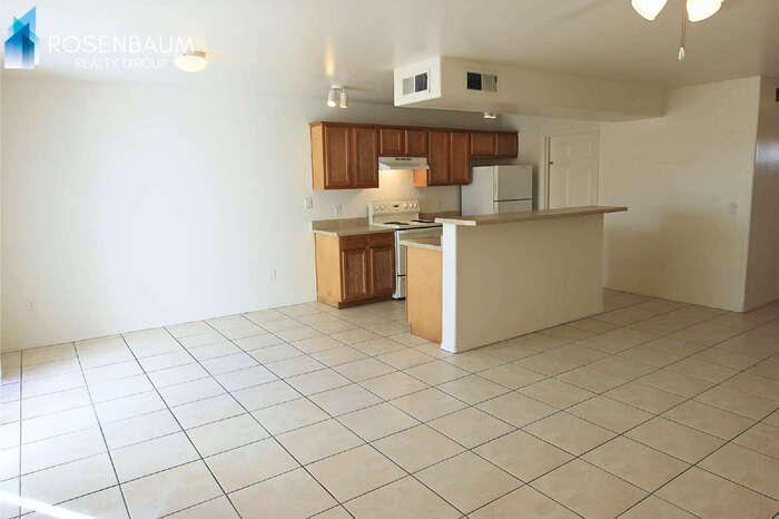 Building Photo - 13211 S Kin Cir