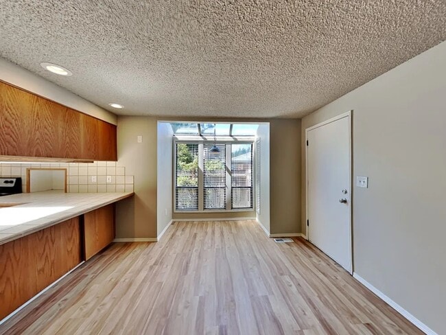 Building Photo - 1307 SW 355th Pl