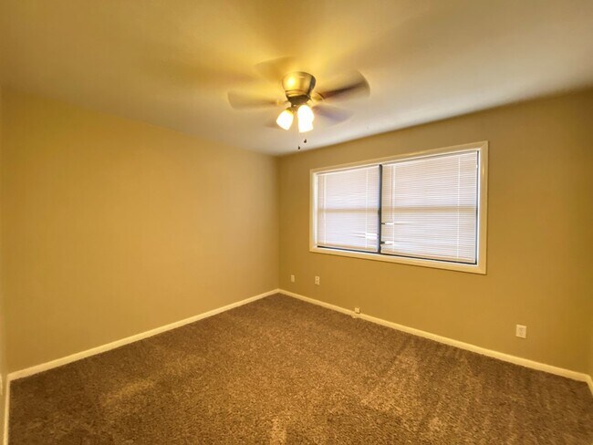 Building Photo - 3104 Barkley Ave