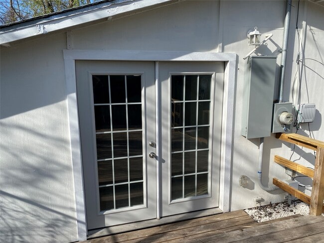 Building Photo - 4109 Edison St