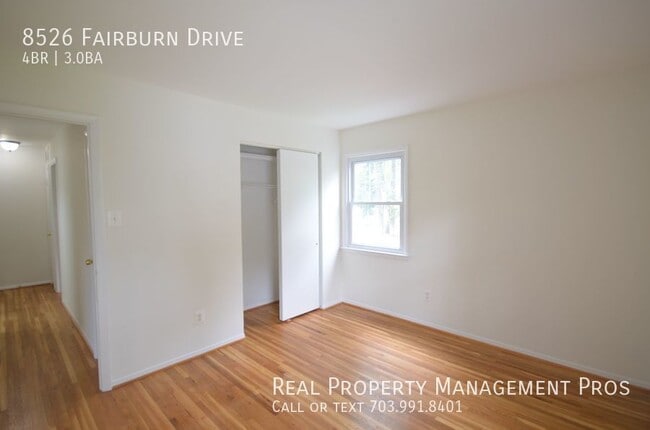 Building Photo - 8526 Fairburn Dr