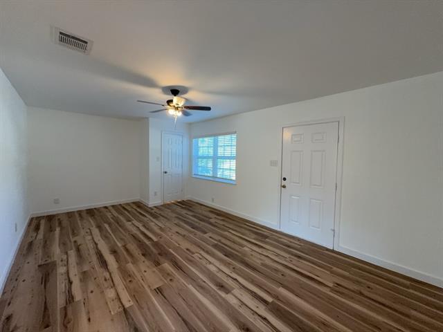 Building Photo - 1202 Valley View Dr
