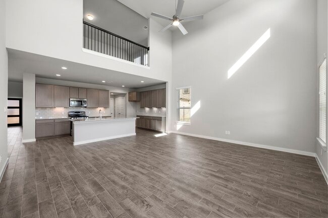 Building Photo - 32407 Hamilton Crest Dr