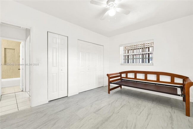 Building Photo - 7435 SW 34th St