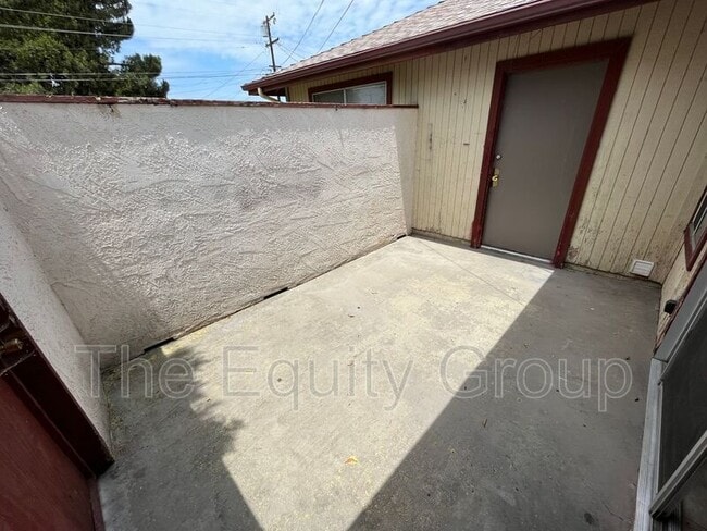 Building Photo - 826 N Williford Dr