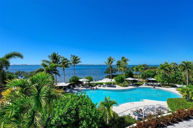 Building Photo - 367 Compass Point Dr