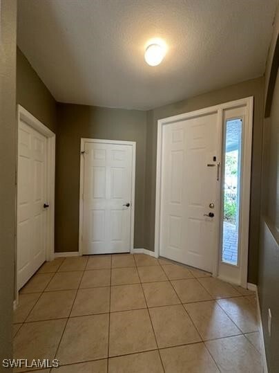 Building Photo - 14732 Sutherland Ave