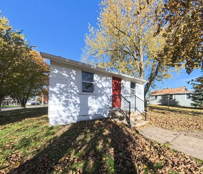 Building Photo - Affordable Living - 1 Bedroom 1 Bathroom - Boone IA