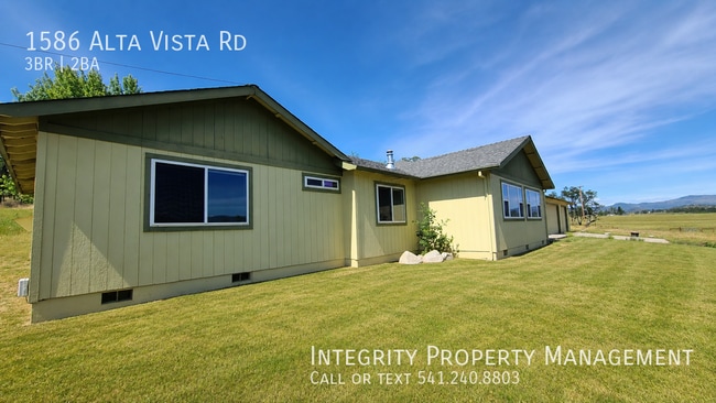 Building Photo - 1586 Alta Vista Rd