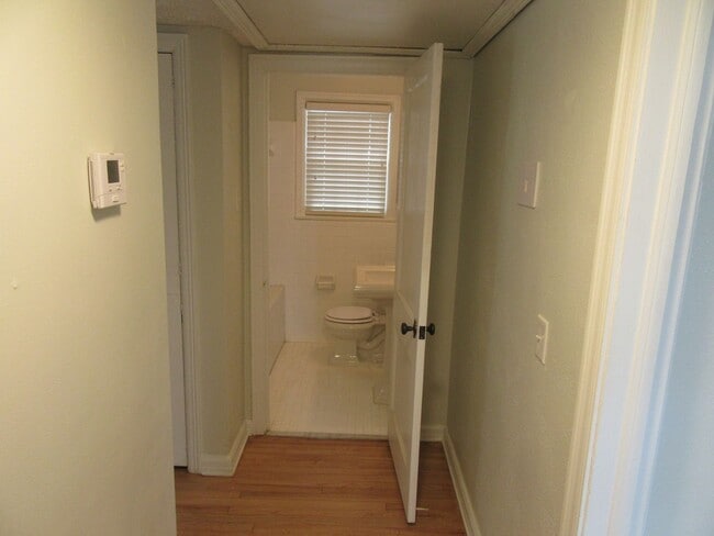 Building Photo - 409 S Palo Alto Ave